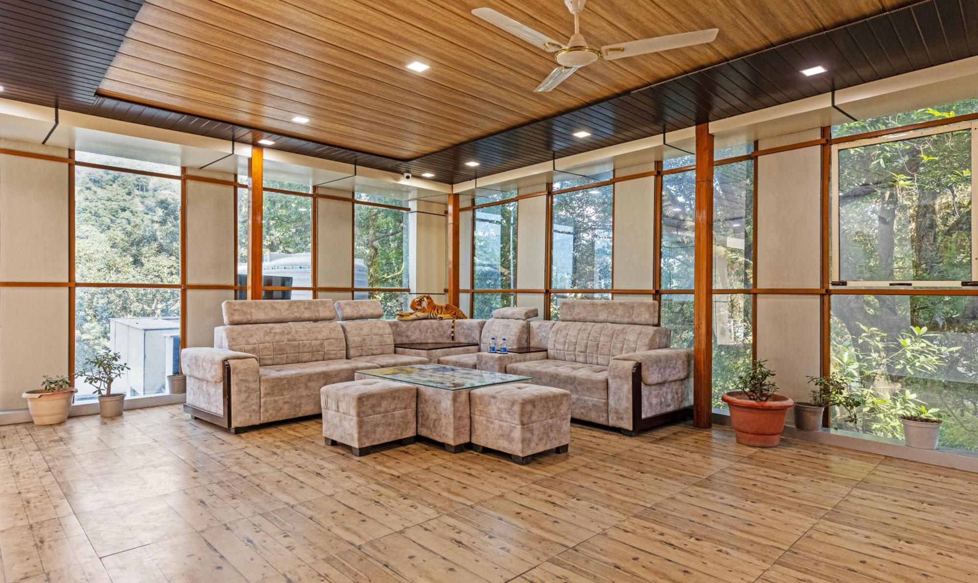 Treebo Olive Lake View Inn June Estate Bhīm Tāl 외부 사진